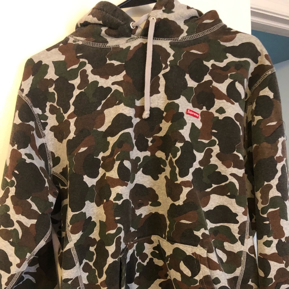 AUTHENTIC SUPREME CAMO HOODIE